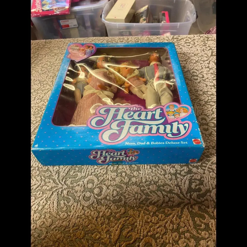 Vintage 1984 Mattel‎ Heart Family Mom, Dad, & Babies Deluxe Set 9439 BRAND NEW